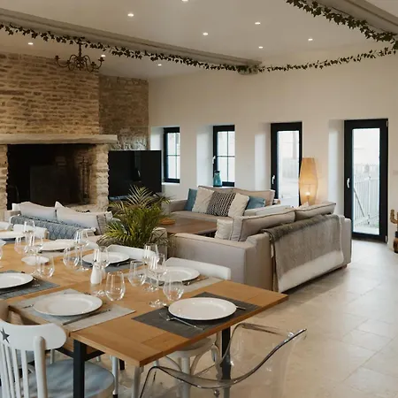 Le Temps Retrouve בית נופש