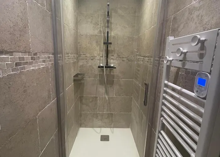 Le Temps Retrouve Nyaraló